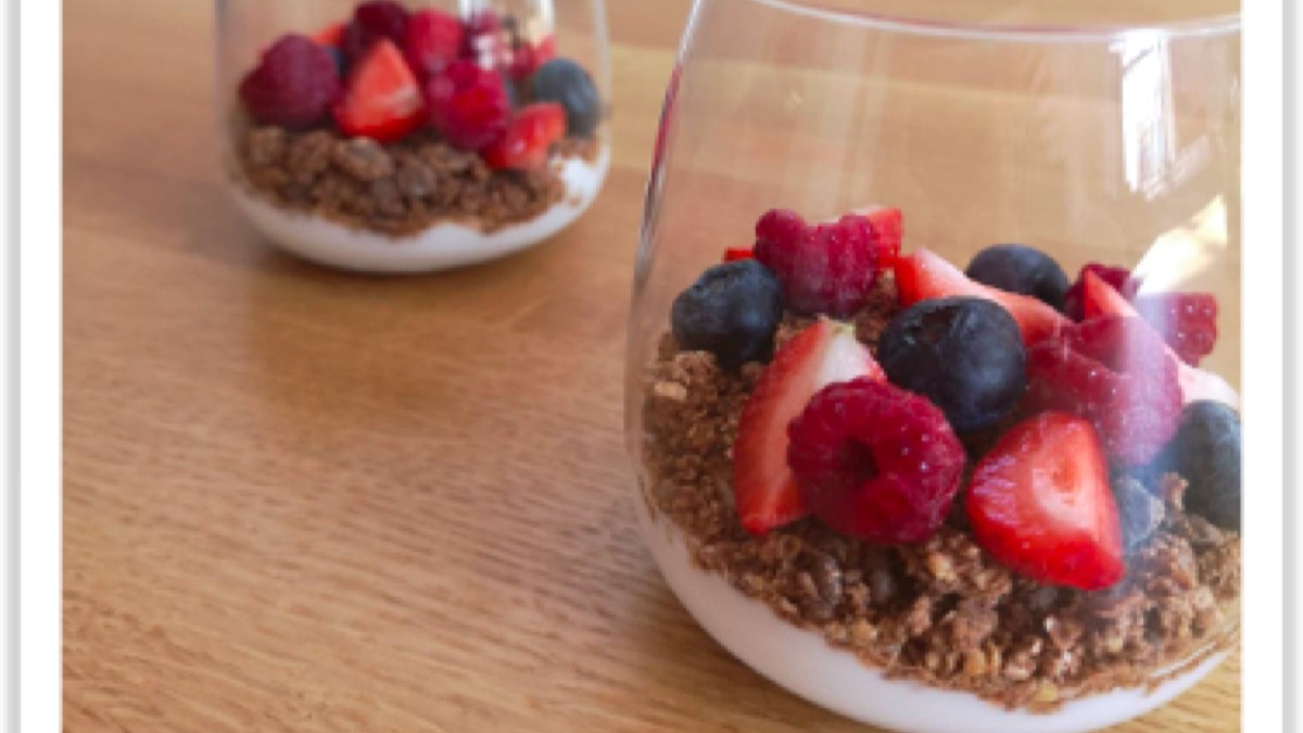 Granola aux Fruits Rouges, recette du pôle santé A.WAY à Quetigny près de Dijon.